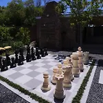 Garten Wohnung Mit Pool, 2 Schlafzimmer