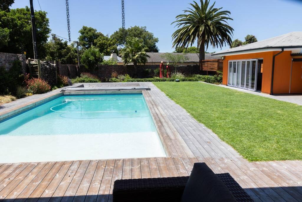 Garten Mit Pool, 2 Schlafzimmer Appartement